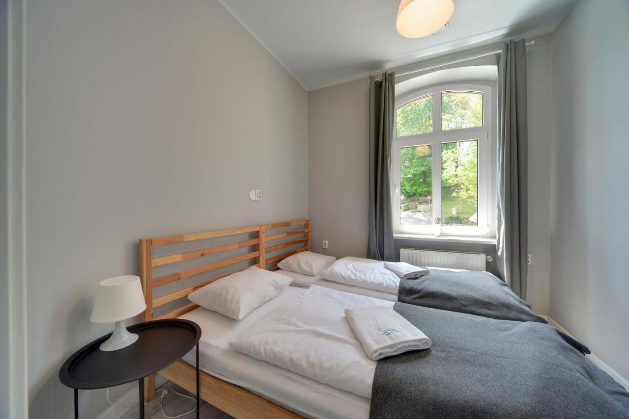 Apart-Invest Apartament Wiwi 2 ชกลาร์สกา ปอเรมบา ภายนอก รูปภาพ