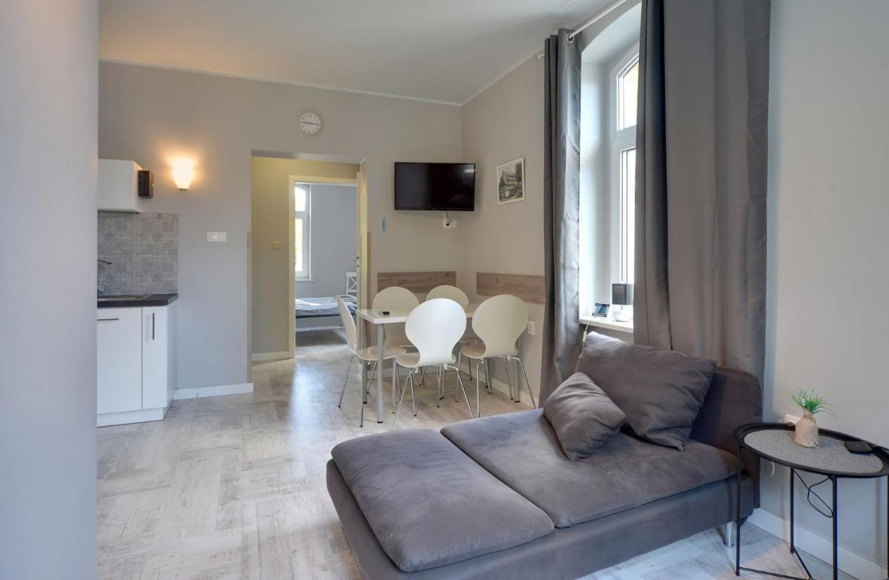 Apart-Invest Apartament Wiwi 2 ชกลาร์สกา ปอเรมบา ภายนอก รูปภาพ